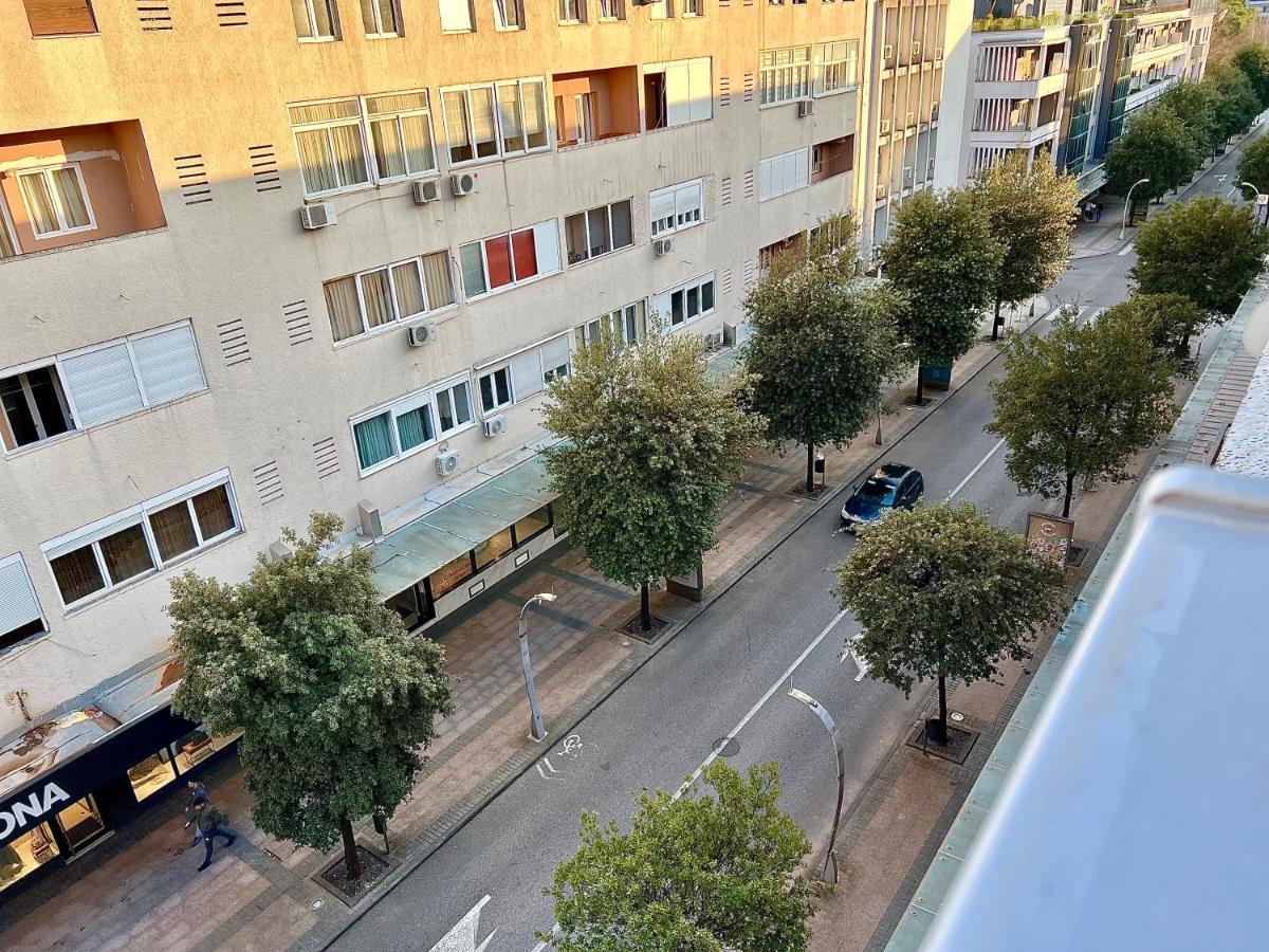 City Center Square Deluxe Nest 波德戈里察 外观 照片